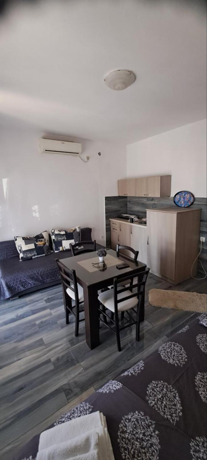 Belane Apartments Тиват Экстерьер фото